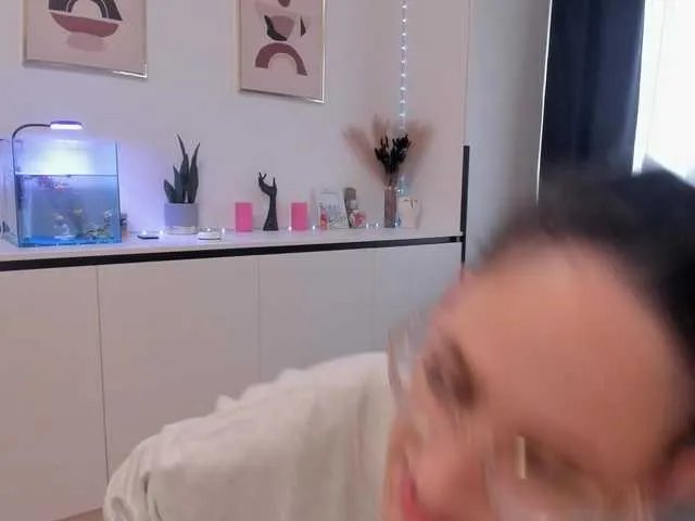 NicoleIris on BongaCams