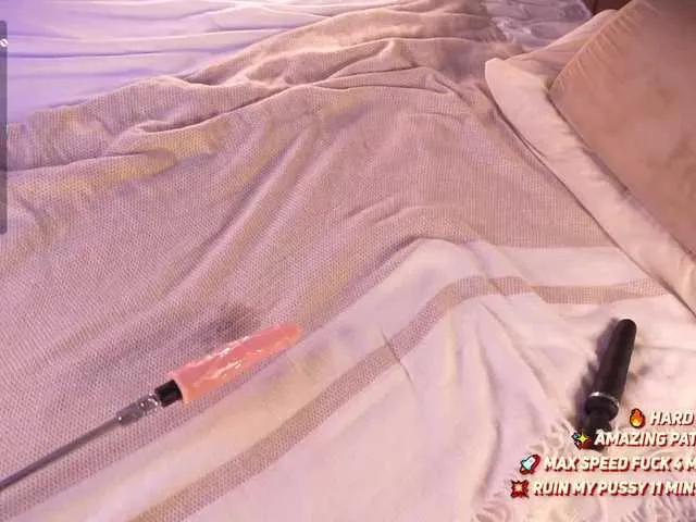 Watch PatriciSanchez, she wants to masturbate for you PatriciSanchez from BongaCams