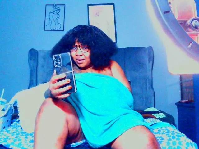 Freechat PearBlu38 on BongaCams