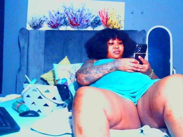 Freechat PearBlu38 on BongaCams