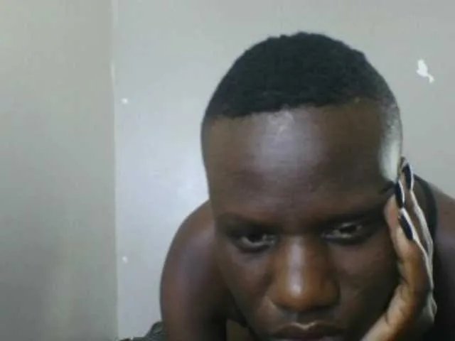 Freechat Petitegoddess on BongaCams