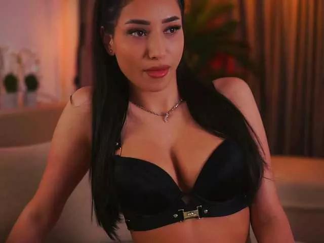 RamiraRowa on BongaCams 
