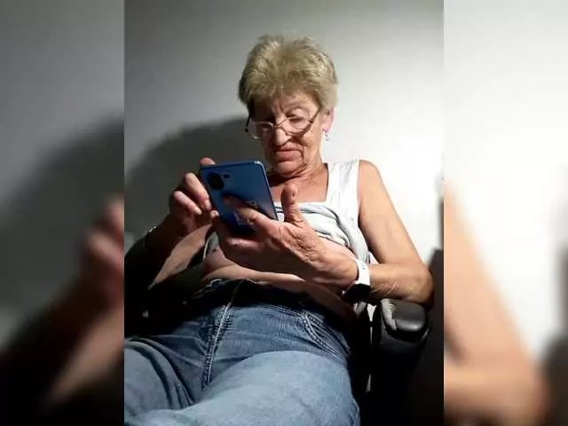 Freechat Reife-dame on BongaCams