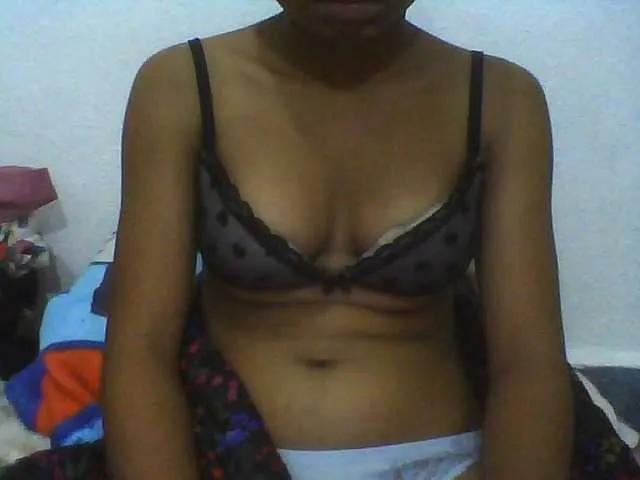 Freechat Reine2delice on BongaCams