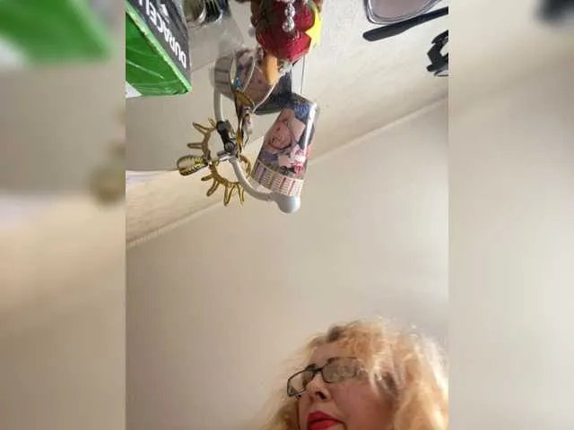 Freechat Ritia on BongaCams