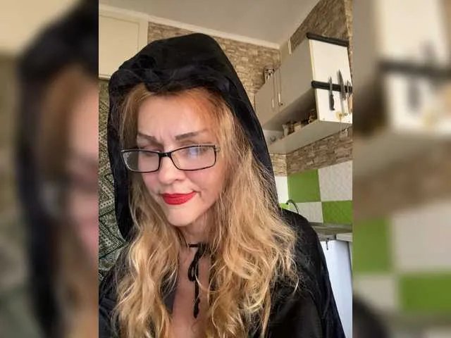 Freechat Ritia on BongaCams