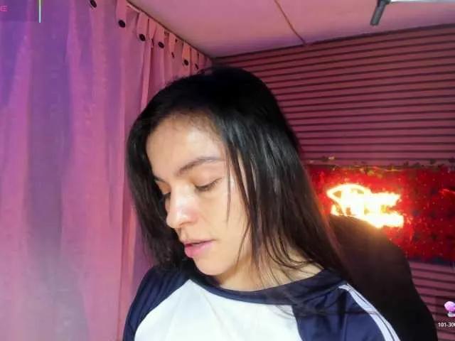 Freechat rosse2504 on BongaCams