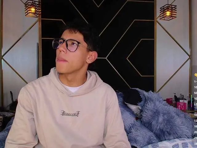 Join RyanPricee, they want to masturbate for you RyanPricee from BongaCams