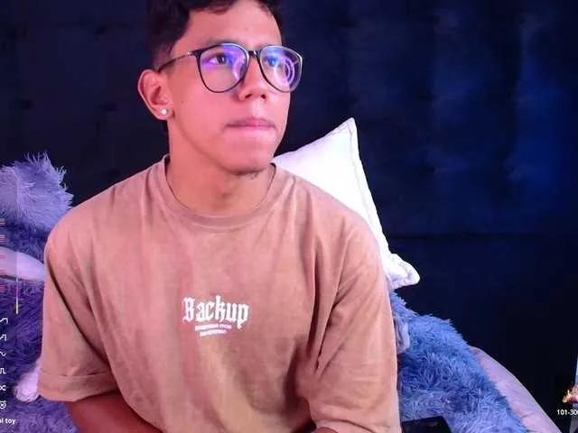 Join RyanPricee, they want to masturbate for you RyanPricee from BongaCams