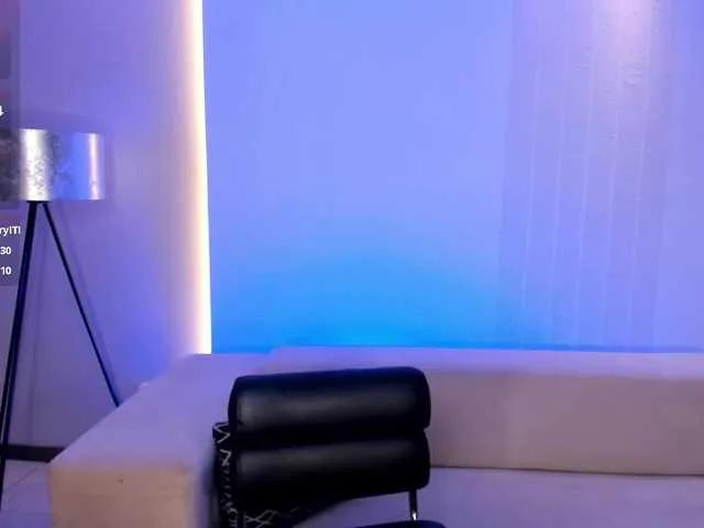 Cute SamanthaKlein wants you to fuck her body now SamanthaKlein from BongaCams