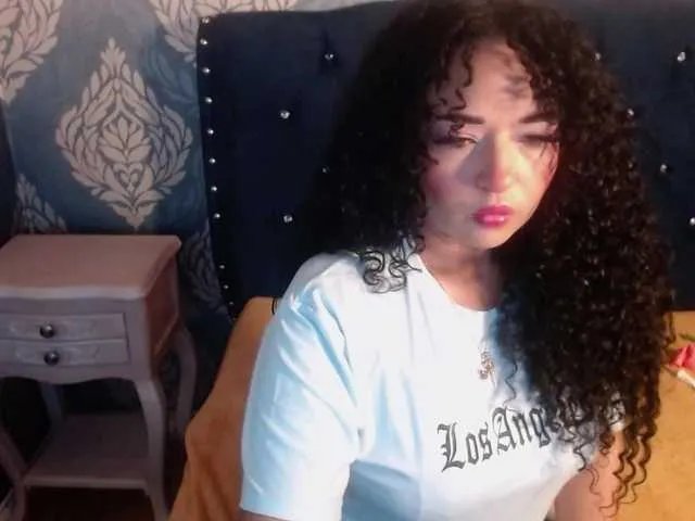 Freechat sofiacowperx on BongaCams