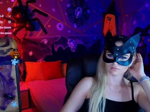 Sexy SofiaShy wants you to fuck her body now SofiaShy from BongaCams