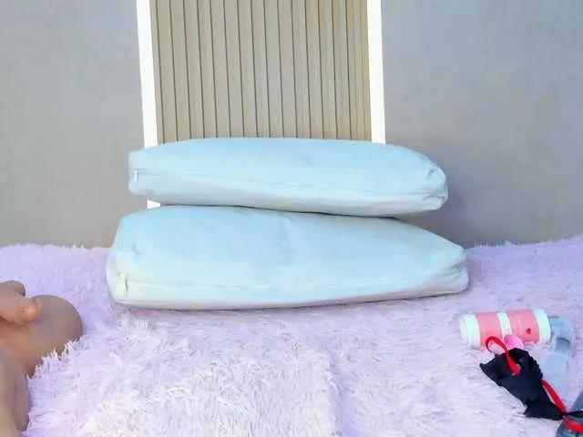 Dirty StephanySummer wants you to fuck her body now StephanySummer from BongaCams