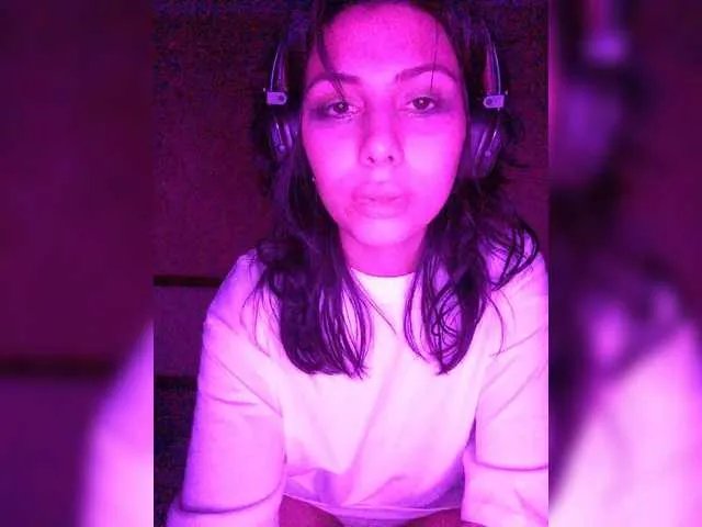 Freechat Tinablackkk on BongaCams