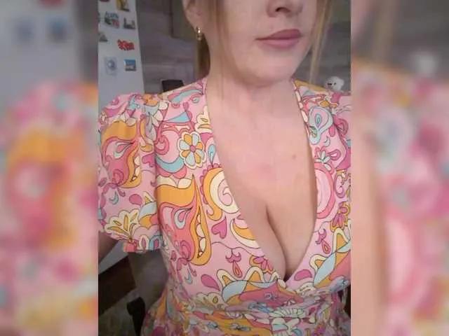 Discover 28 years old white-angel-1 from BongaCams white-angel-1 from BongaCams