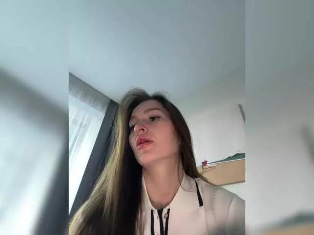 whiteTEAa on BongaCams 