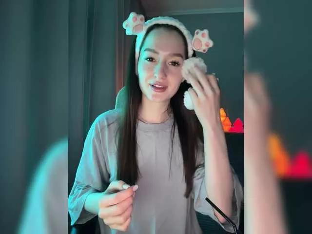 whiteTEAa on BongaCams 