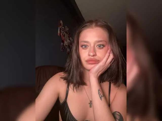 Explore hot performer Wowitsbarb1e wowitsbarb1e from BongaCams