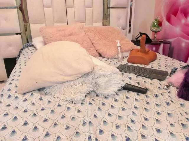 Join BongaCams's Yelena-mutiz Yelena-mutiz from BongaCams