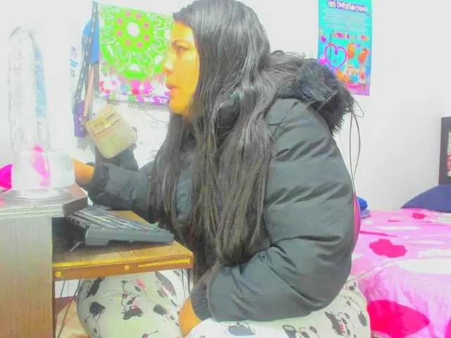 yournaughtyandsexyprince from BongaCams