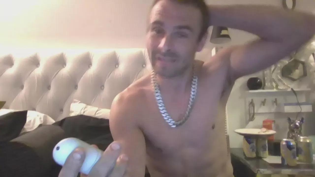 1Clyde1Bonnie on Cam4 