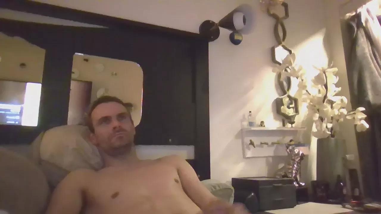 1Clyde1Bonnie on Cam4 