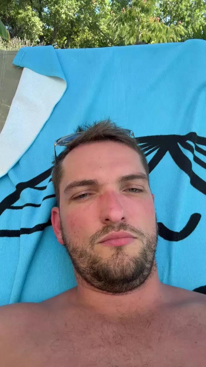 2b0yB0y on Cam4 