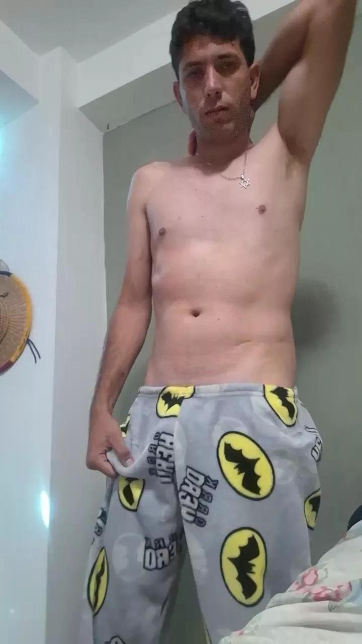 Ajgo19 on Cam4 