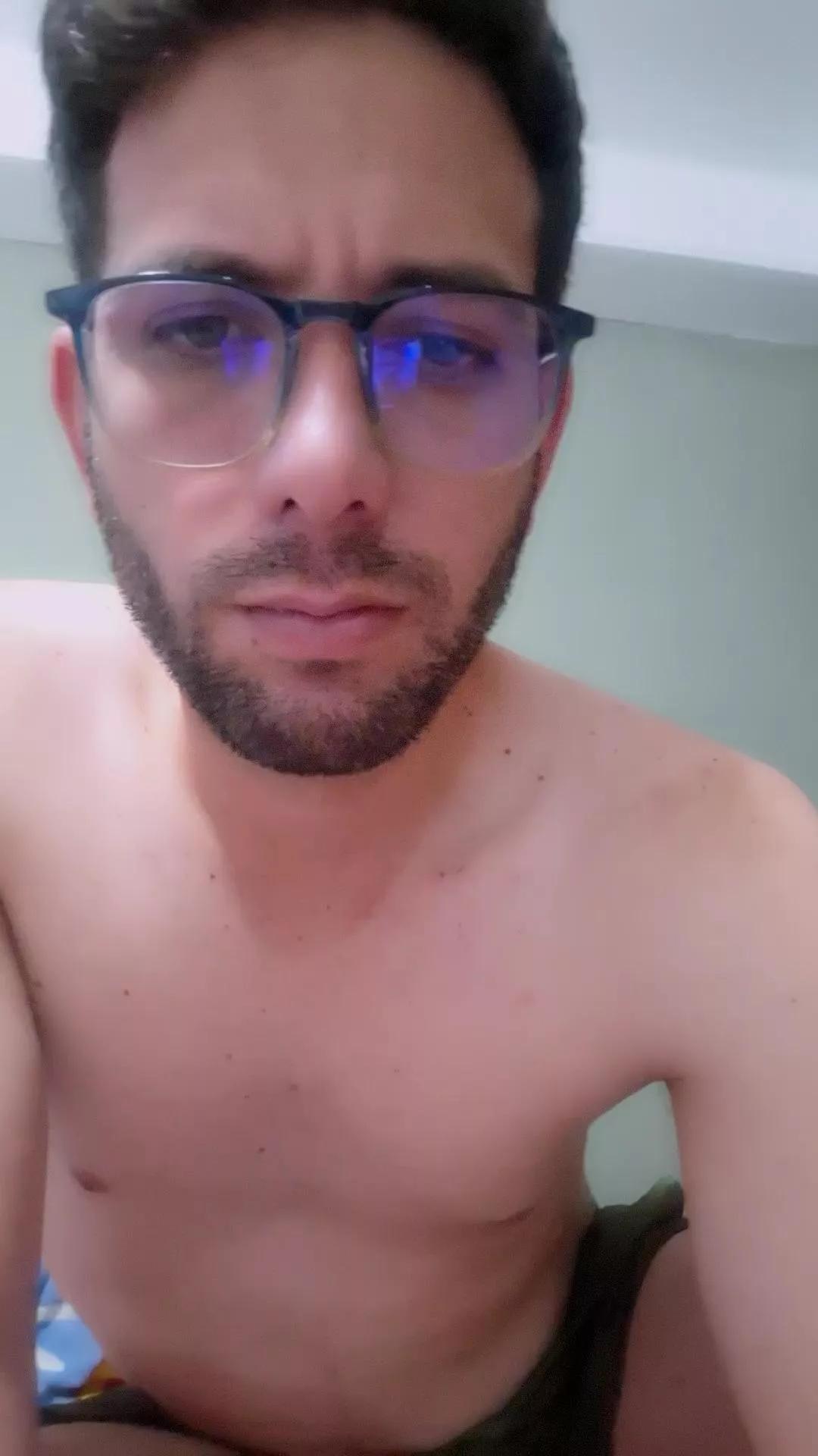 Ajgo19 on Cam4 