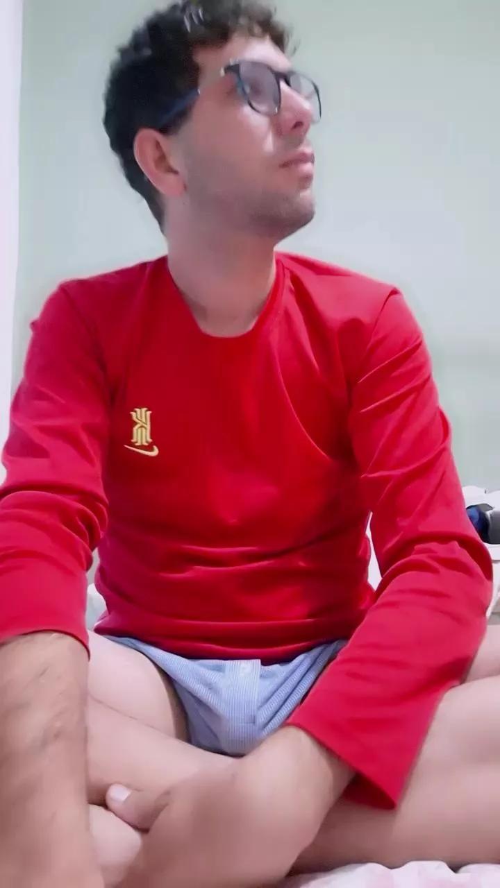 Ajgo19 on Cam4 