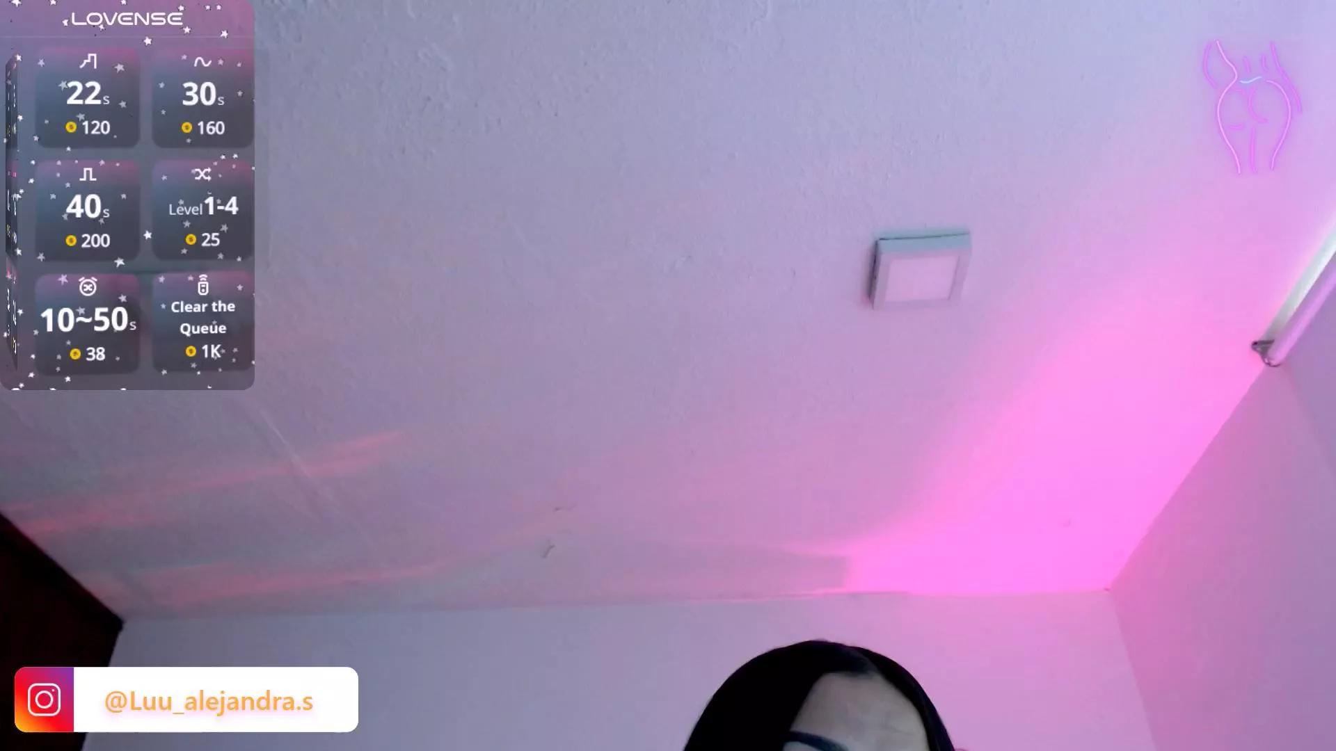alee_lenoxxx on Cam4 