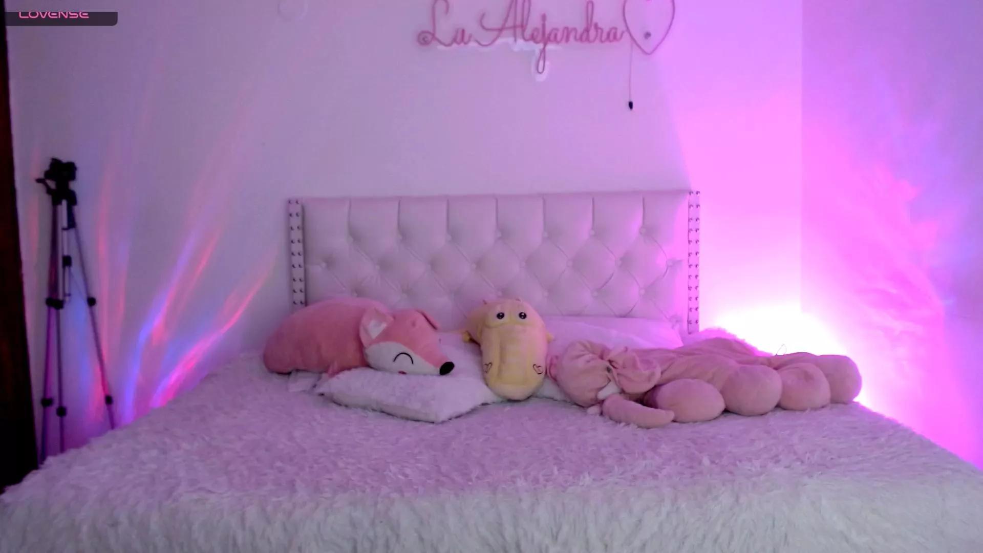 alee_lenoxxx on Cam4 