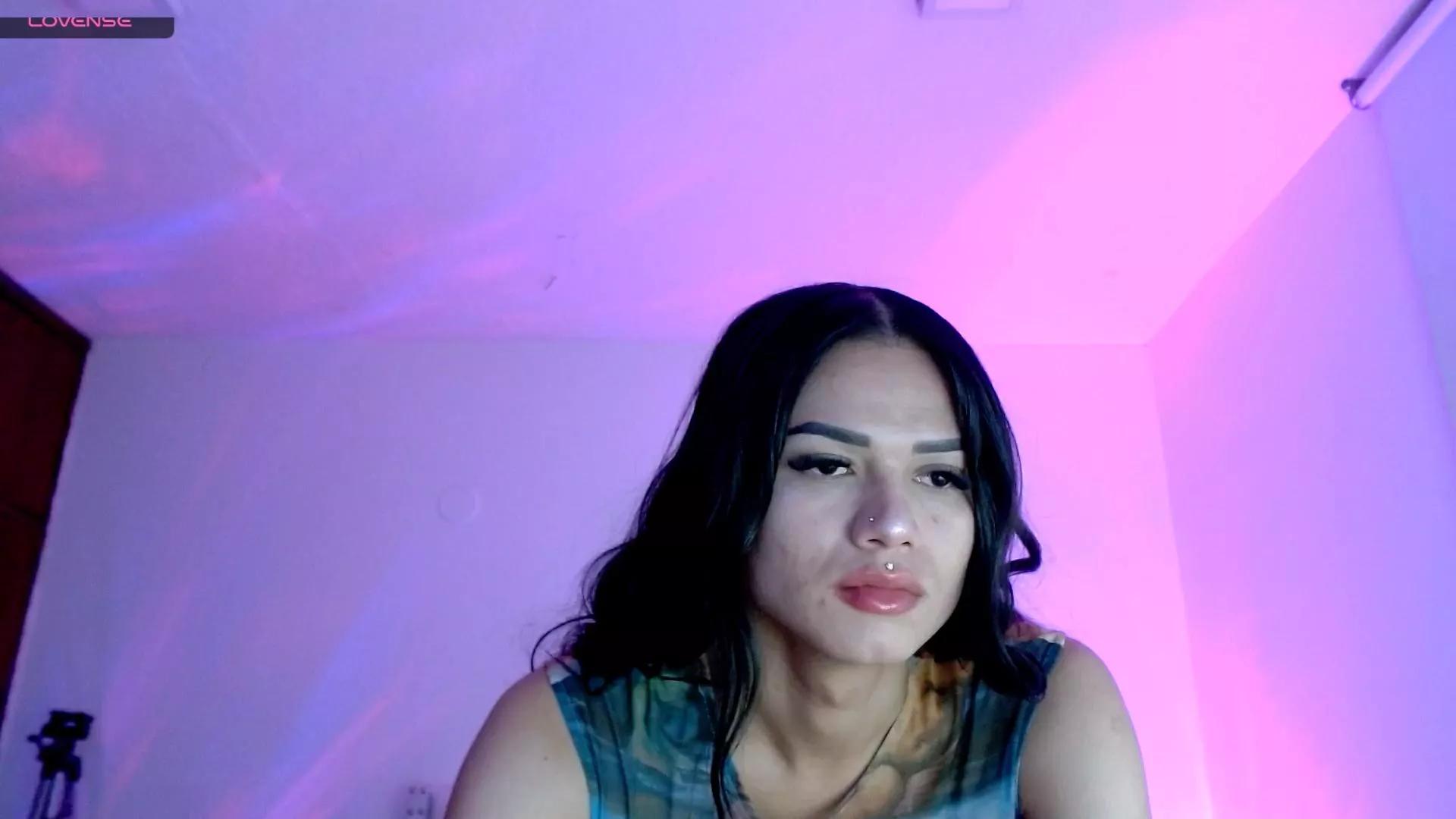 alee_lenoxxx on Cam4 