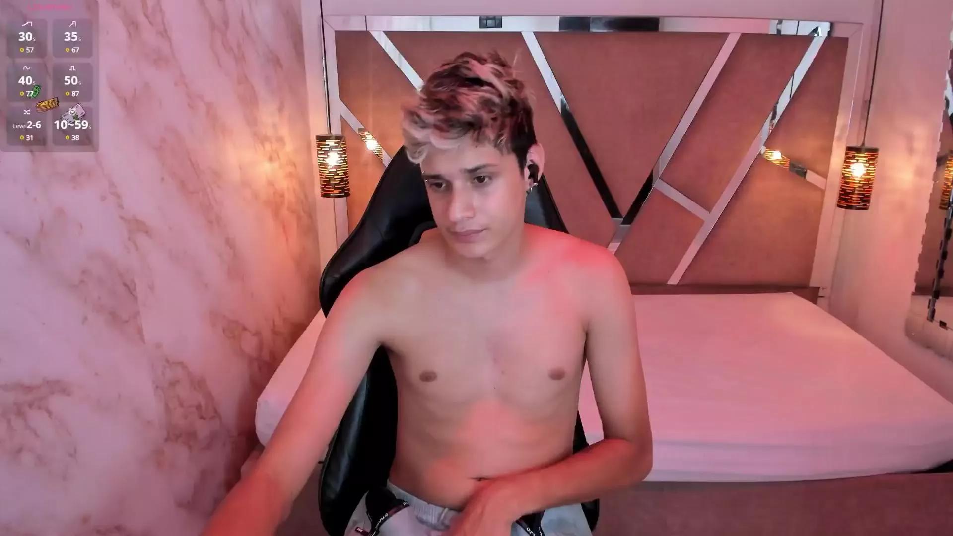 AlexStreet_ on Cam4 