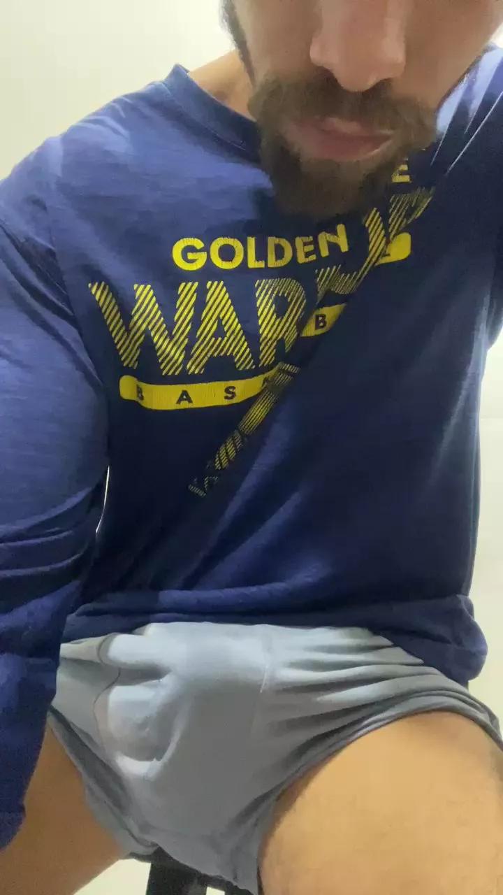 Alffredg_xxx on Cam4 