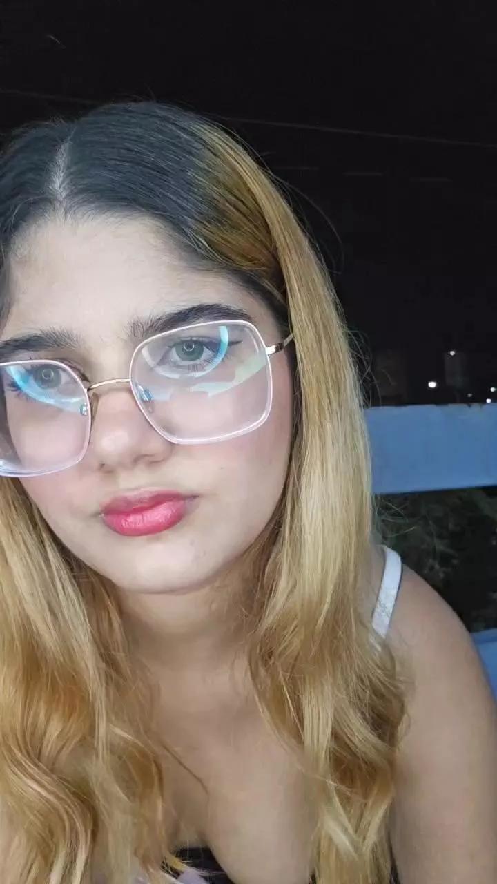 AliceP0 on Cam4 