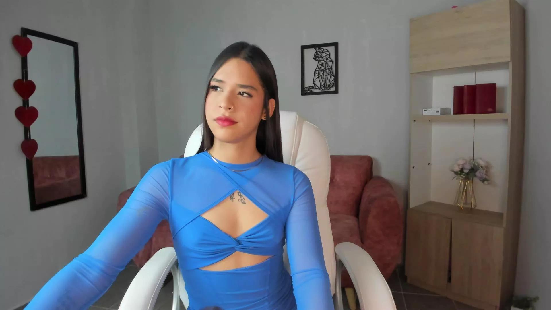 AliceSecrets on Cam4 