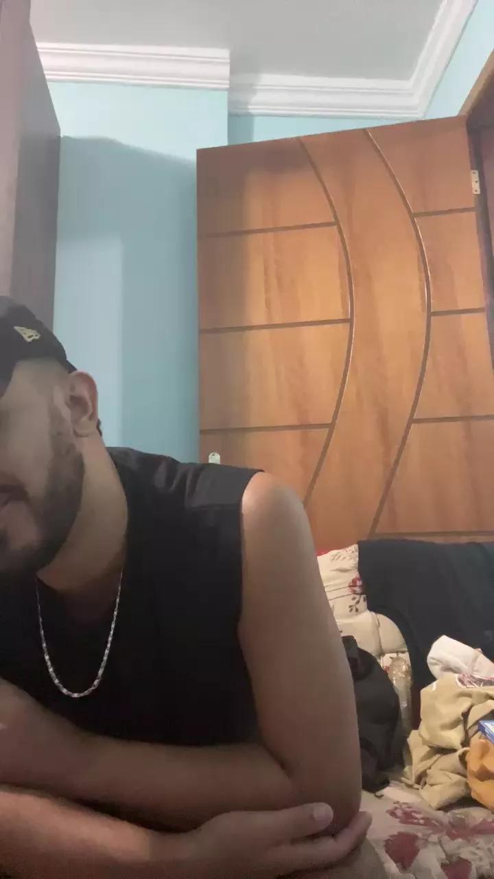 Allanzitto31 on Cam4 