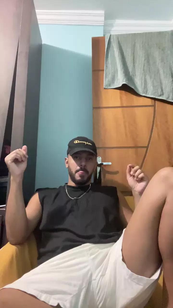 Allanzitto31 on Cam4 