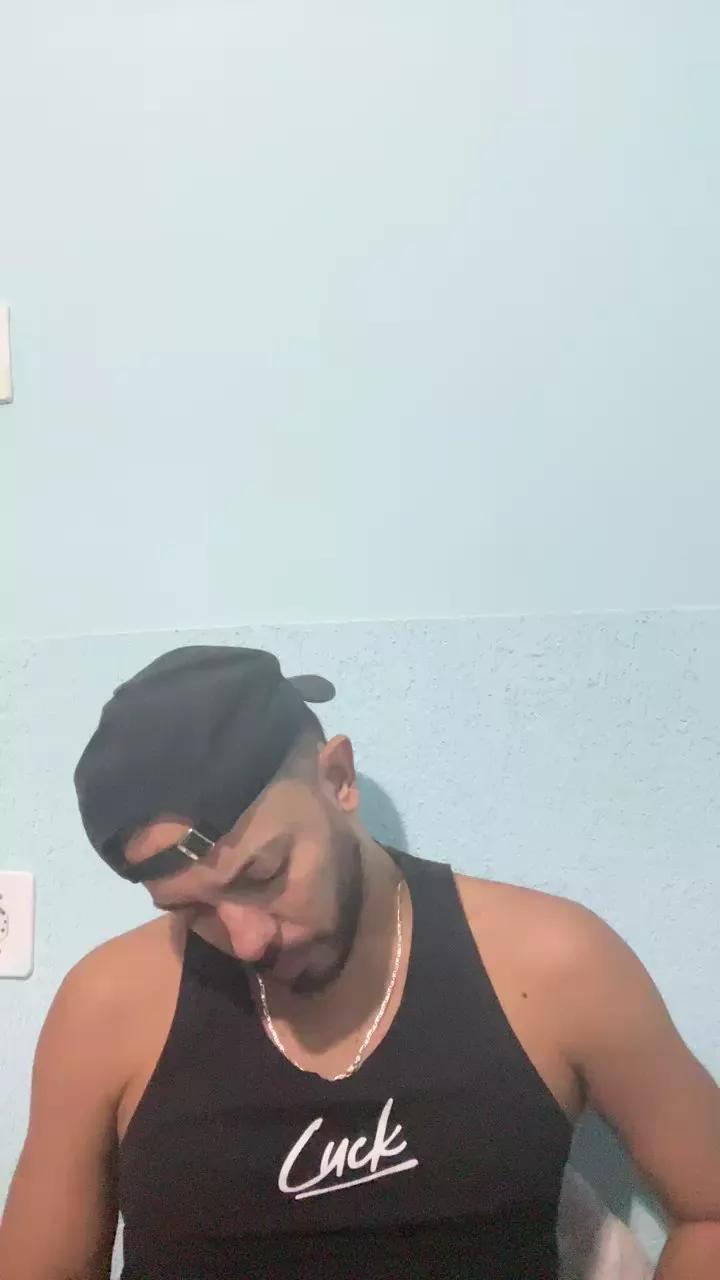 Allanzitto31 on Cam4 