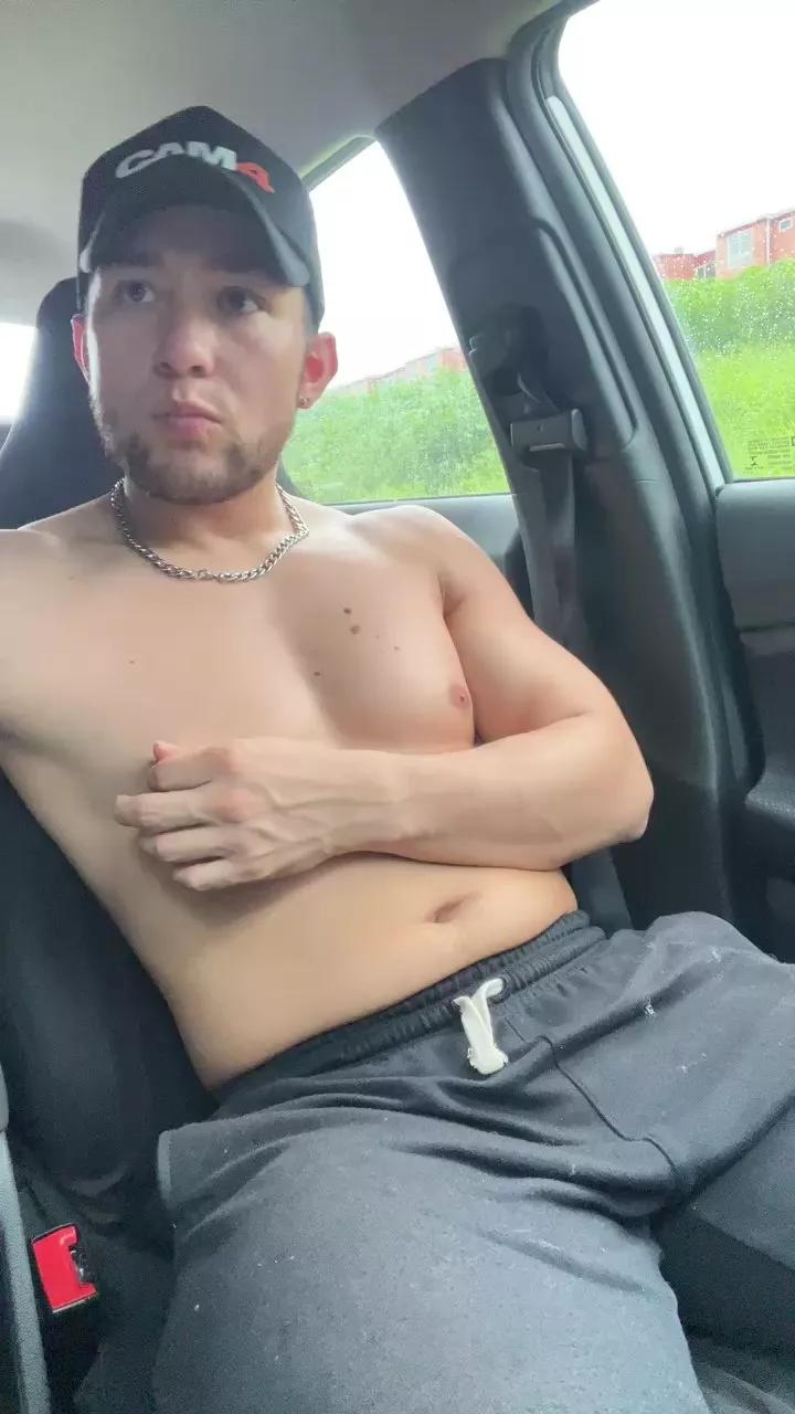 Andrew_wallker on Cam4 
