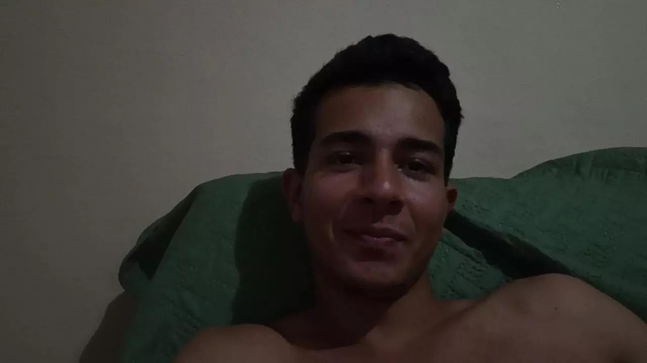 AngeloMe on Cam4 