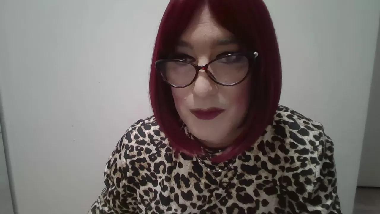 AnnaTravhot on Cam4 