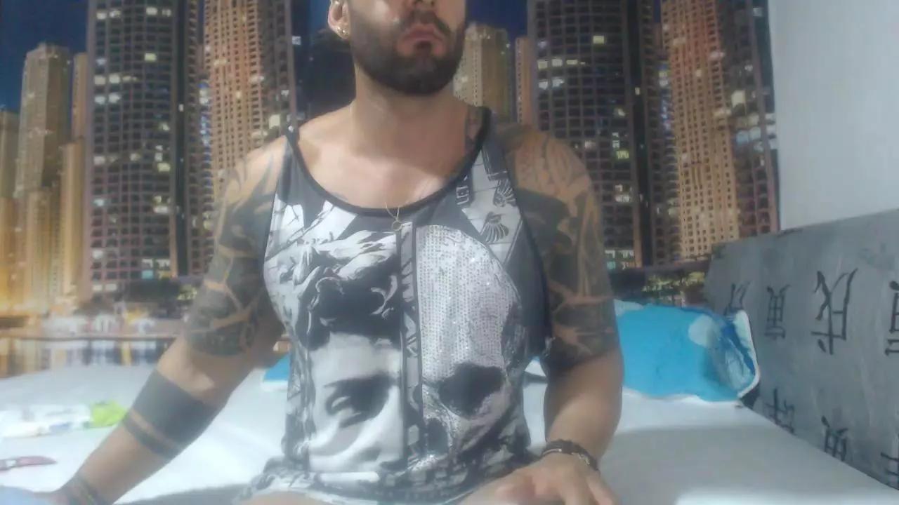 antua_ on Cam4 