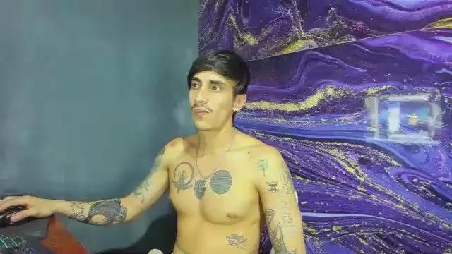 anyfull_estrem on Cam4 