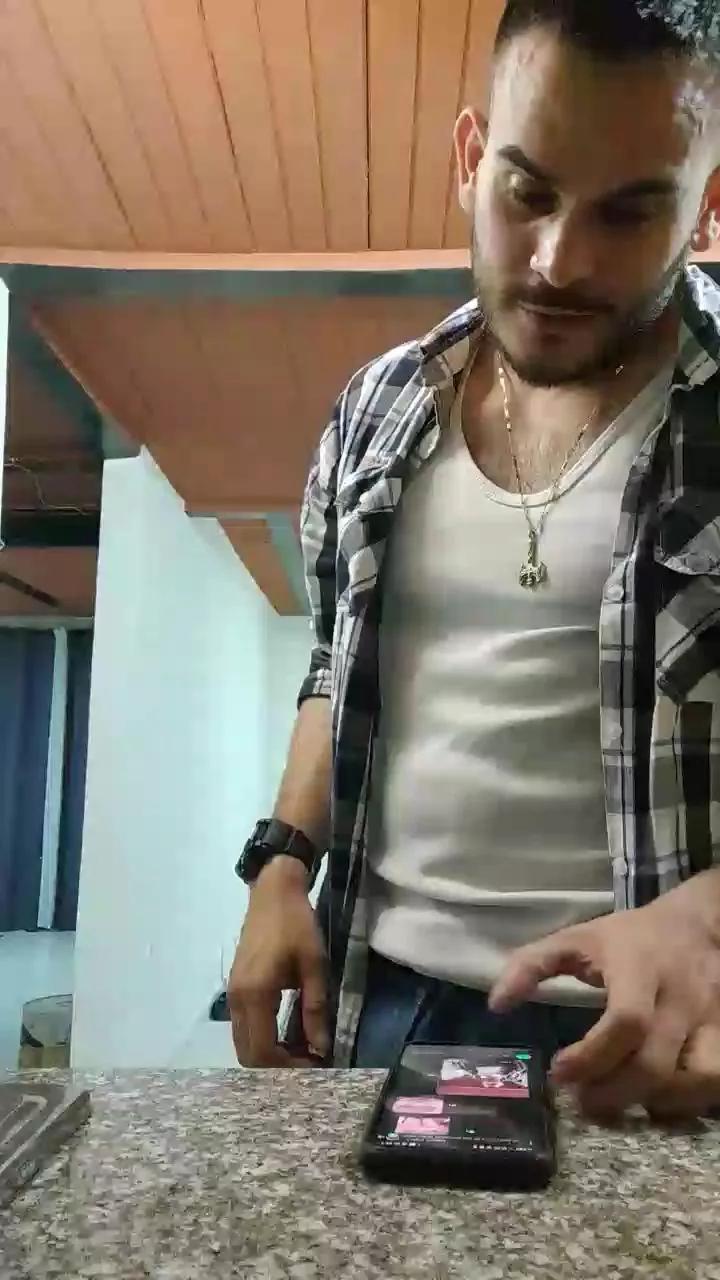 apasion2 on Cam4 