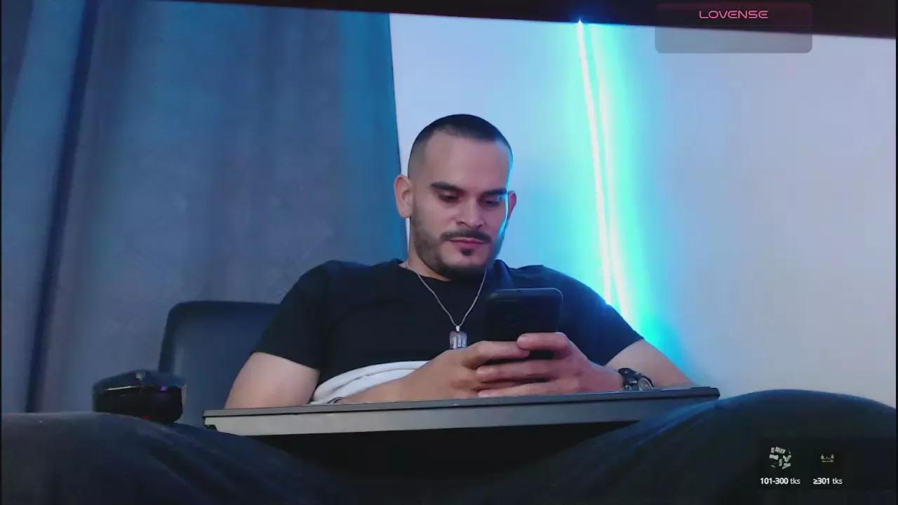 apasion2 on Cam4 