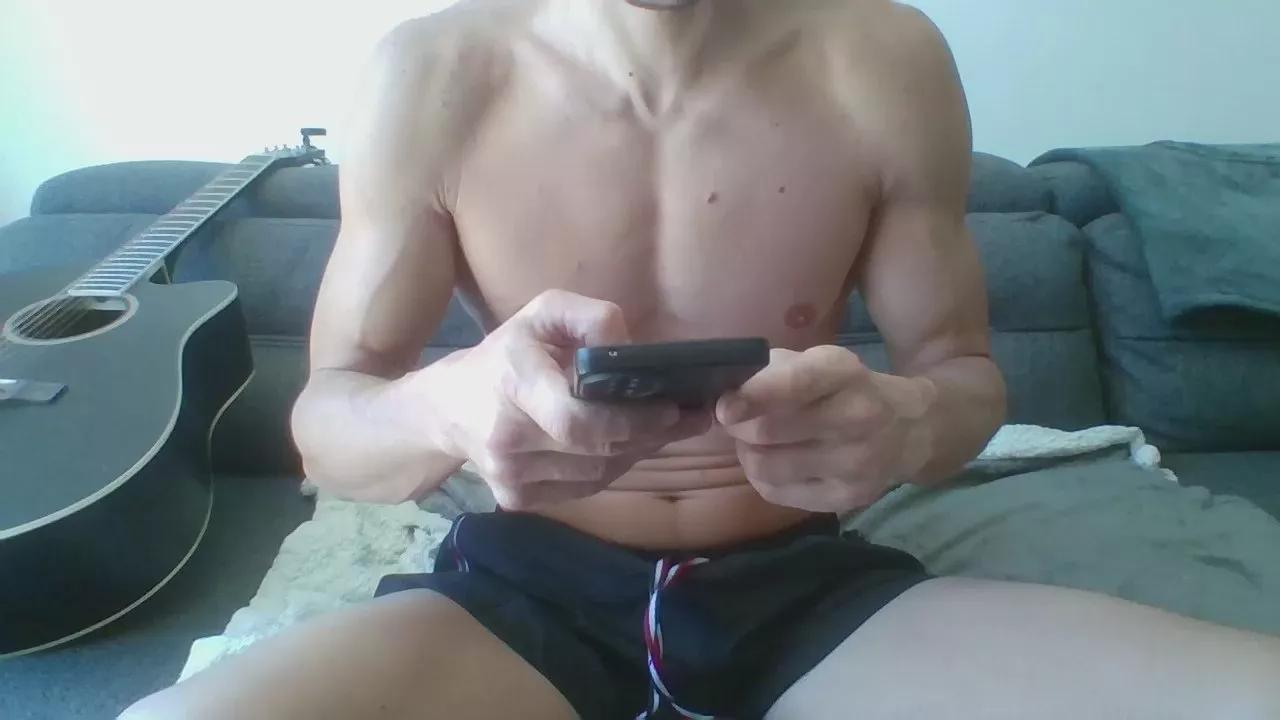 ApollonFit_X on Cam4 