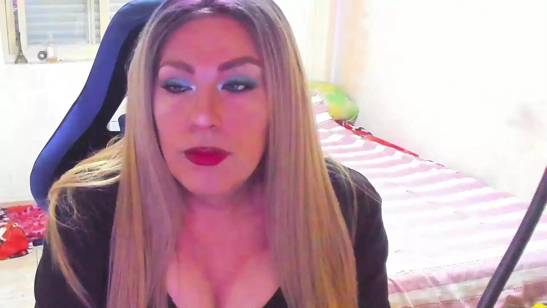 arcax4 on Cam4 