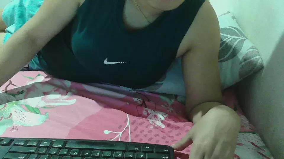ashleysuksuk on Cam4 